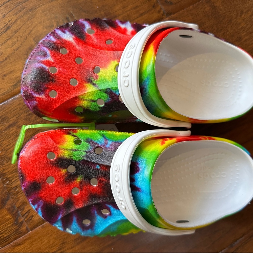 CROCS Kids Tie-Dye Clogs - Red, Green, Blue, Yellow